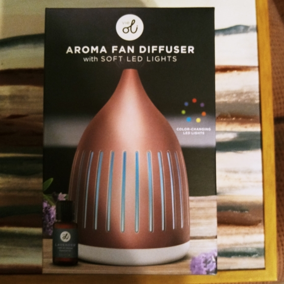 Essential oil diffuser w/ lights. Rose gold color - Picture 5 of 8